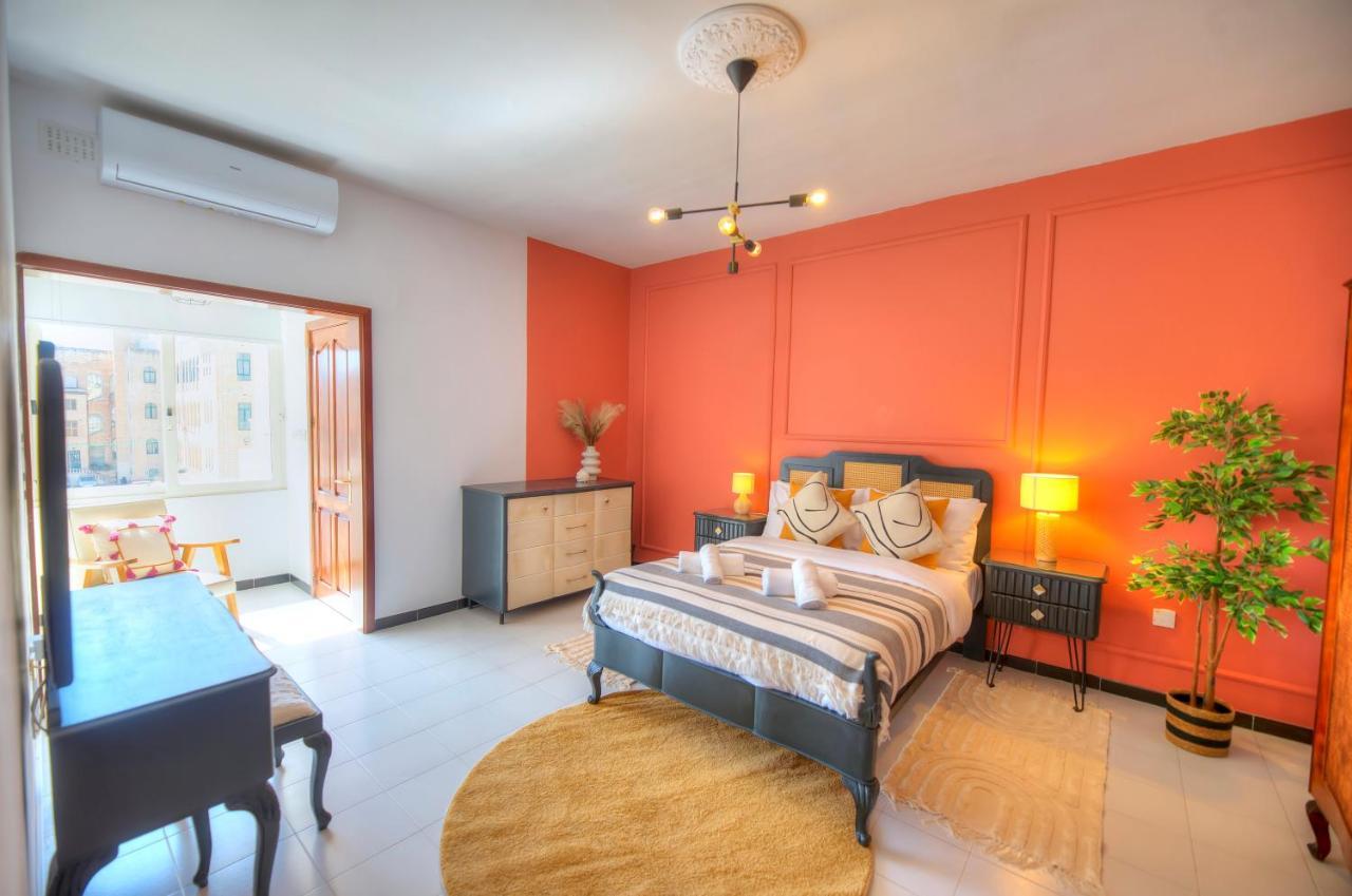 Beautifully Furnished Seafront 4 Bedrooms Goslm-4 Слима Екстериор снимка