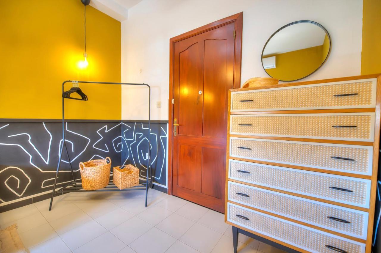 Beautifully Furnished Seafront 4 Bedrooms Goslm-4 Слима Екстериор снимка